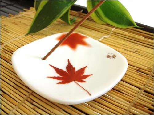 Подставка под благовония керамическая Maple Leaf (кленовый лист)