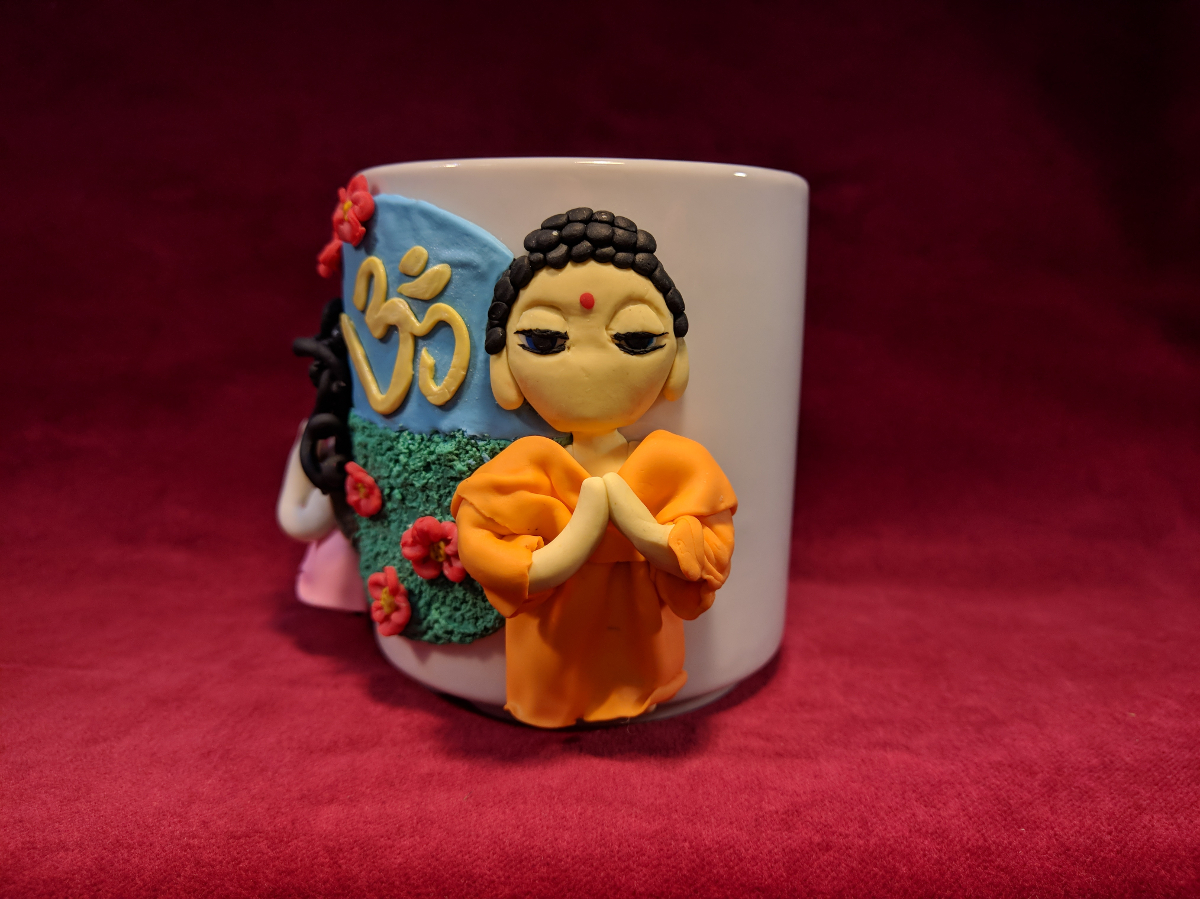 Сувенирная кружка "Будда и мирянка" (в розовом платье)