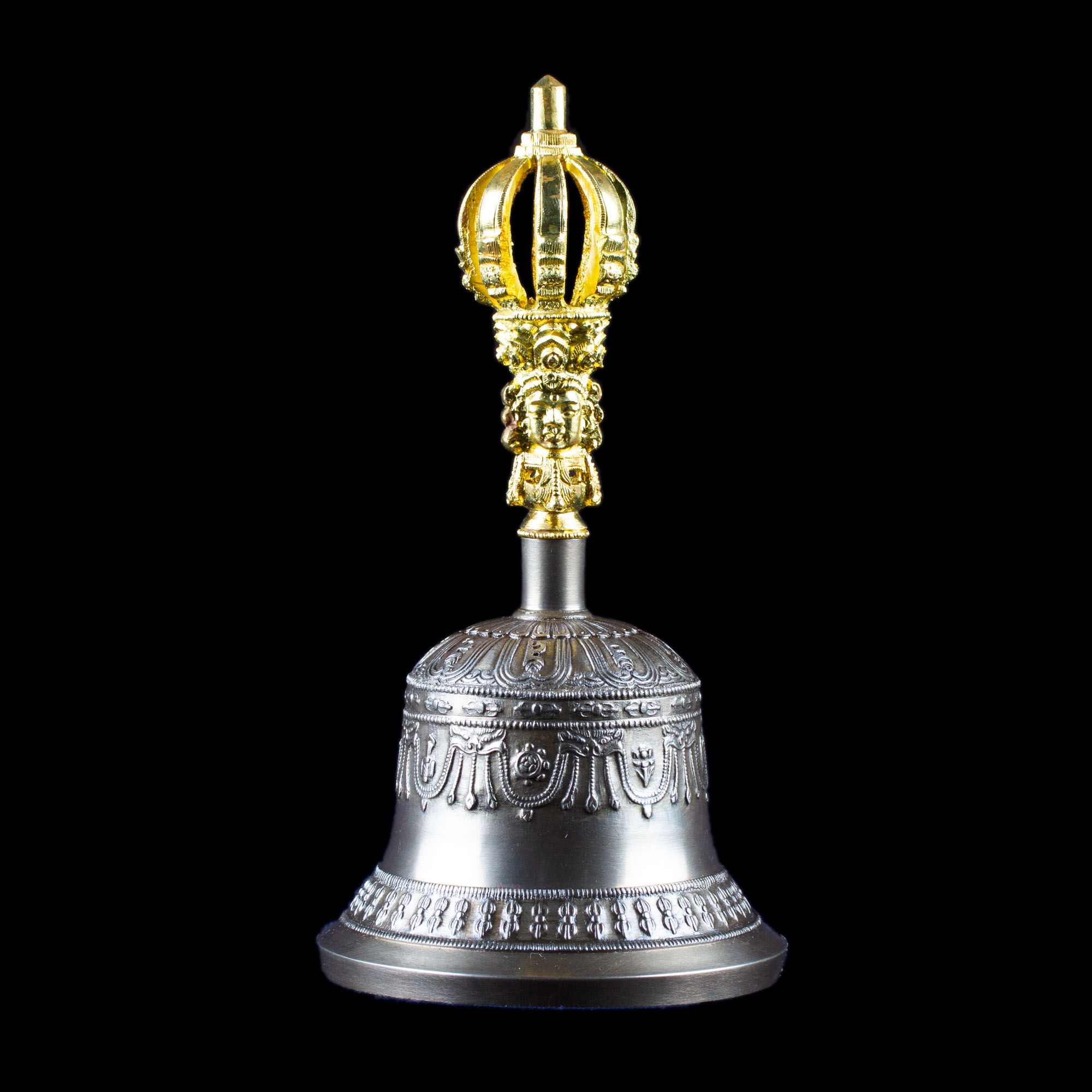 Колокольчик с ваджрой (девятиконечный), 19 см, Оригинальный колокольчик из Дехрадуна (Индия), серебристый