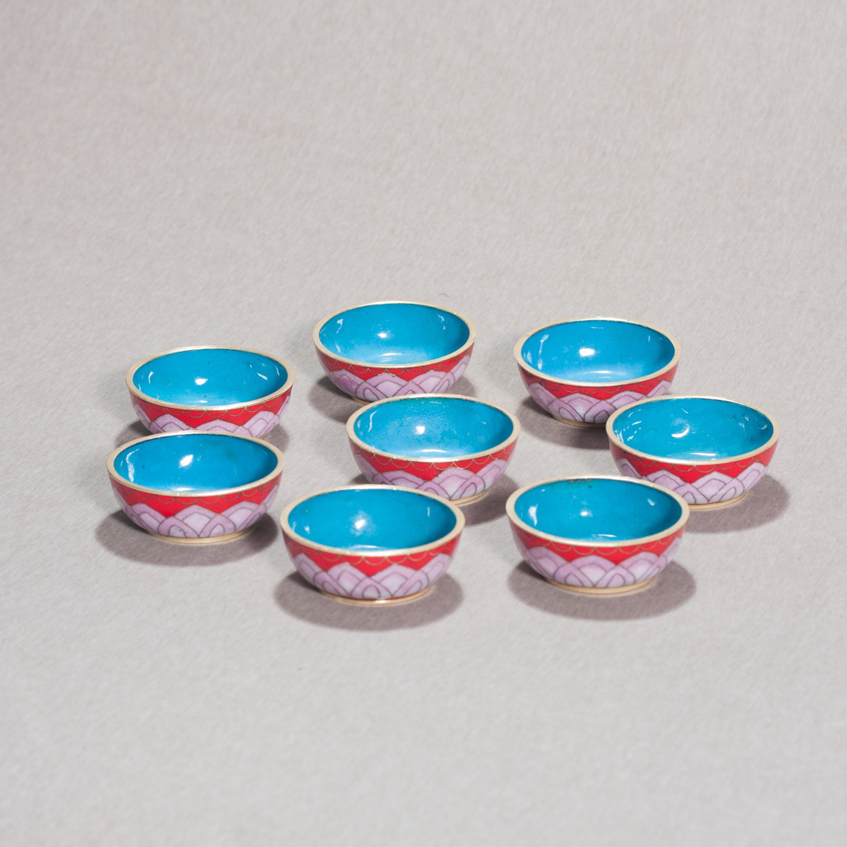 Чаши для подношений (набор из 8 шт.) красно-сиреневые