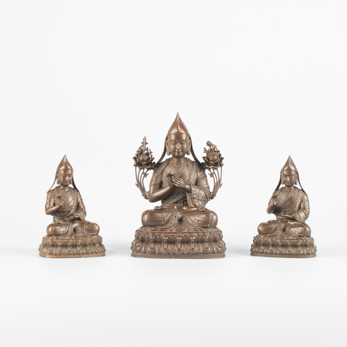 Набор из трех статуэток "Лама Цонкапа с учениками"