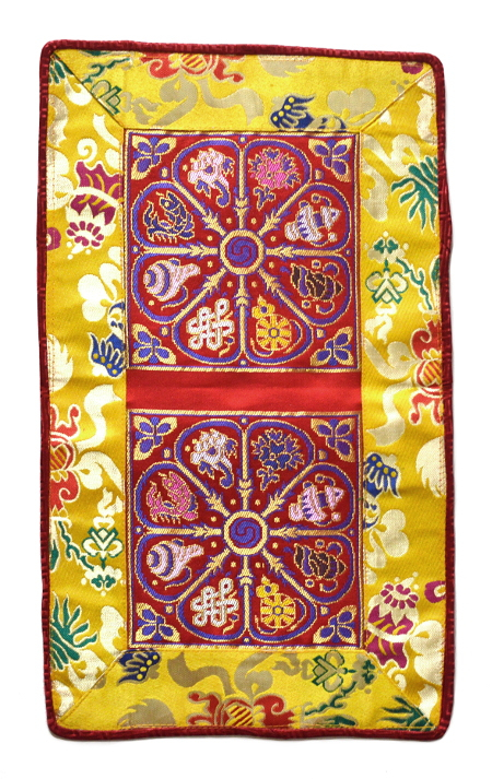 Алтарное покрывало (красно-желтое с Восемью Драгоценными Символами), ~24,5 x 42 см