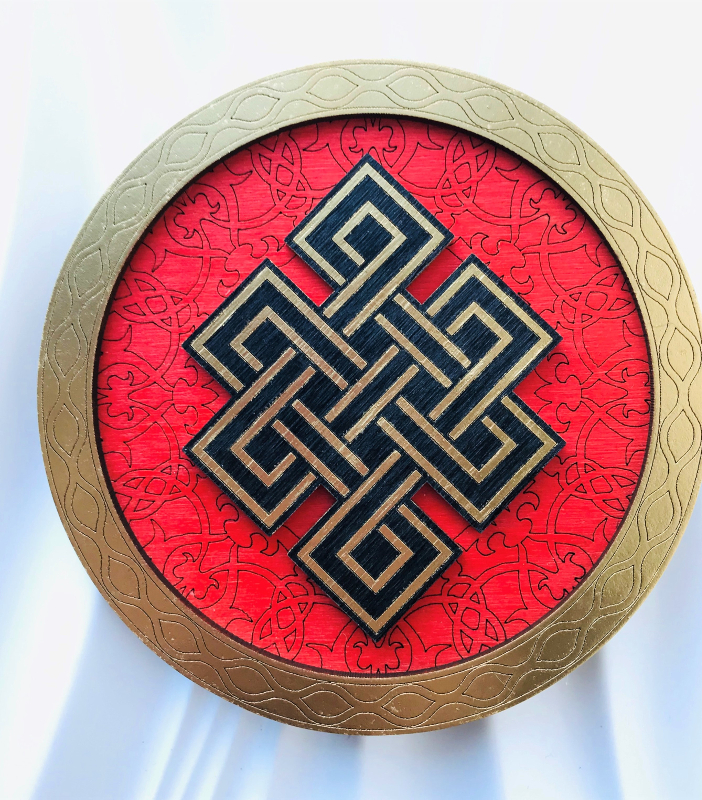 Декоративная тарелка "Бесконечный узел" (красная, диаметр 13 см)