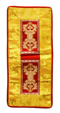 Купить Алтарное покрывало (красно-желтое с ваджрами), ~19 x 42 см в интернет-магазине Dharma.ru