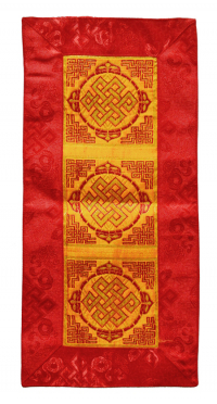 Купить Алтарное покрывало (оранжево-красное с тремя Бесконечными узлами), ~19 x 40,5 см в интернет-магазине Dharma.ru