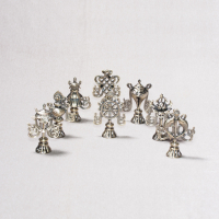 Купить Набор статуэток Восемь Драгоценных Символов (малые), 9,5 см в интернет-магазине Dharma.ru
