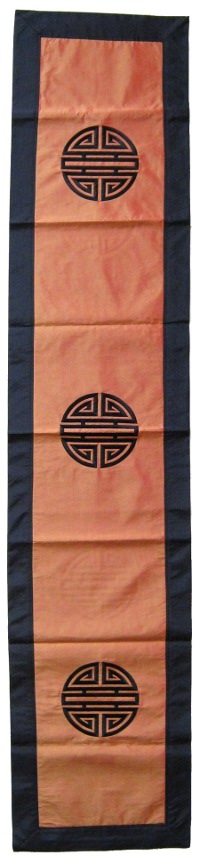 Купить Алтарное покрывало длинное (оранжевое с черной окантовкой), 41 х 196 см в интернет-магазине Dharma.ru