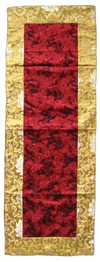 Купить Алтарное покрывало (красное с желтой окантовкой), 37,5 x 104 см в интернет-магазине Dharma.ru