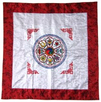 Купить Алтарное покрывало (белое с красной окантовкой), 96 x 96 см в интернет-магазине Dharma.ru