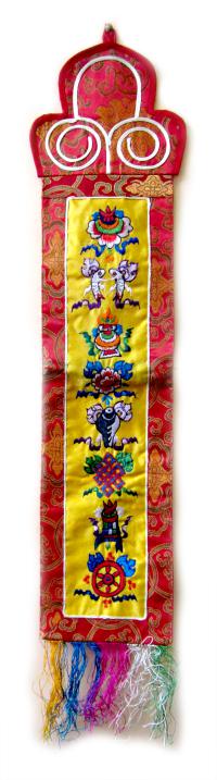 Купить Вымпел с Восемью Благоприятными Символами (жёлтый фон, красно-оранжевая окантовка) в интернет-магазине Dharma.ru